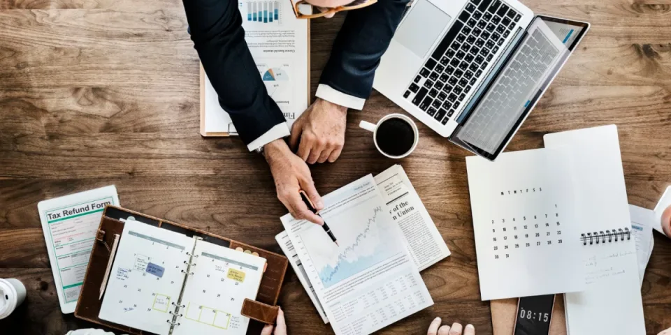 Szkolenia BHP - dlaczego są niezbędne dla pracowników?